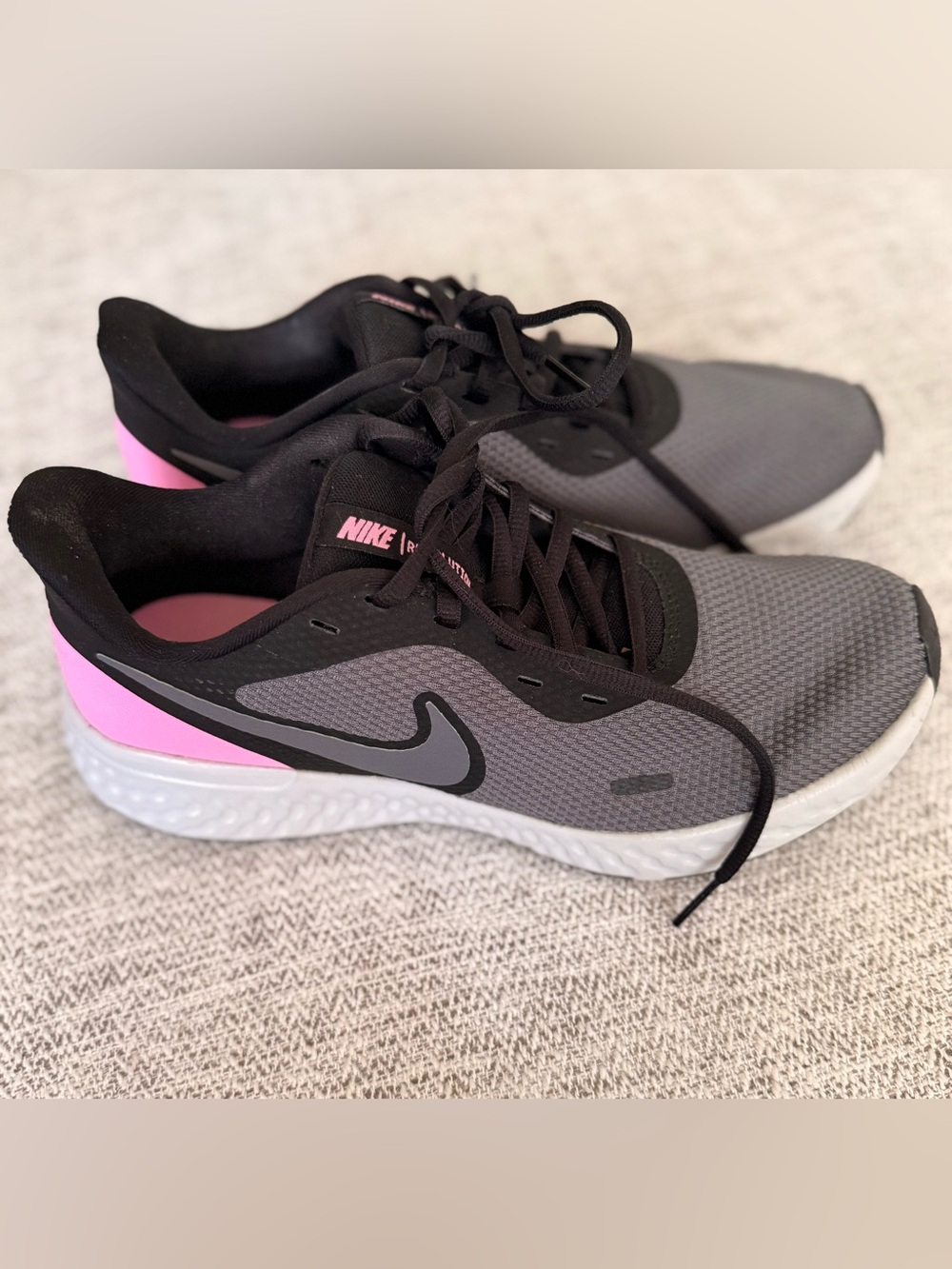 Nike Women’s Revolution 5 Running Shoes